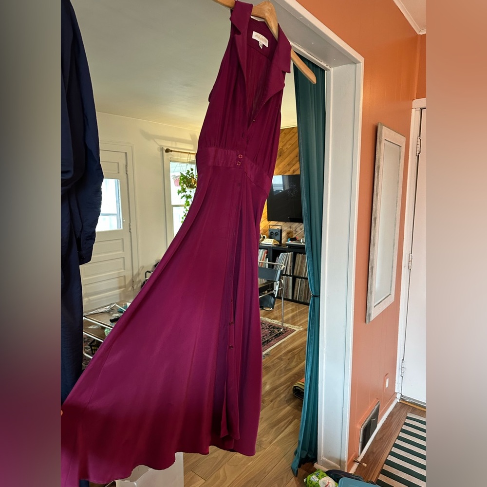 In God We Trust 100% silk collared dress